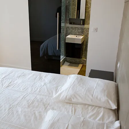 Domaine De La Pomme Hotel Trets